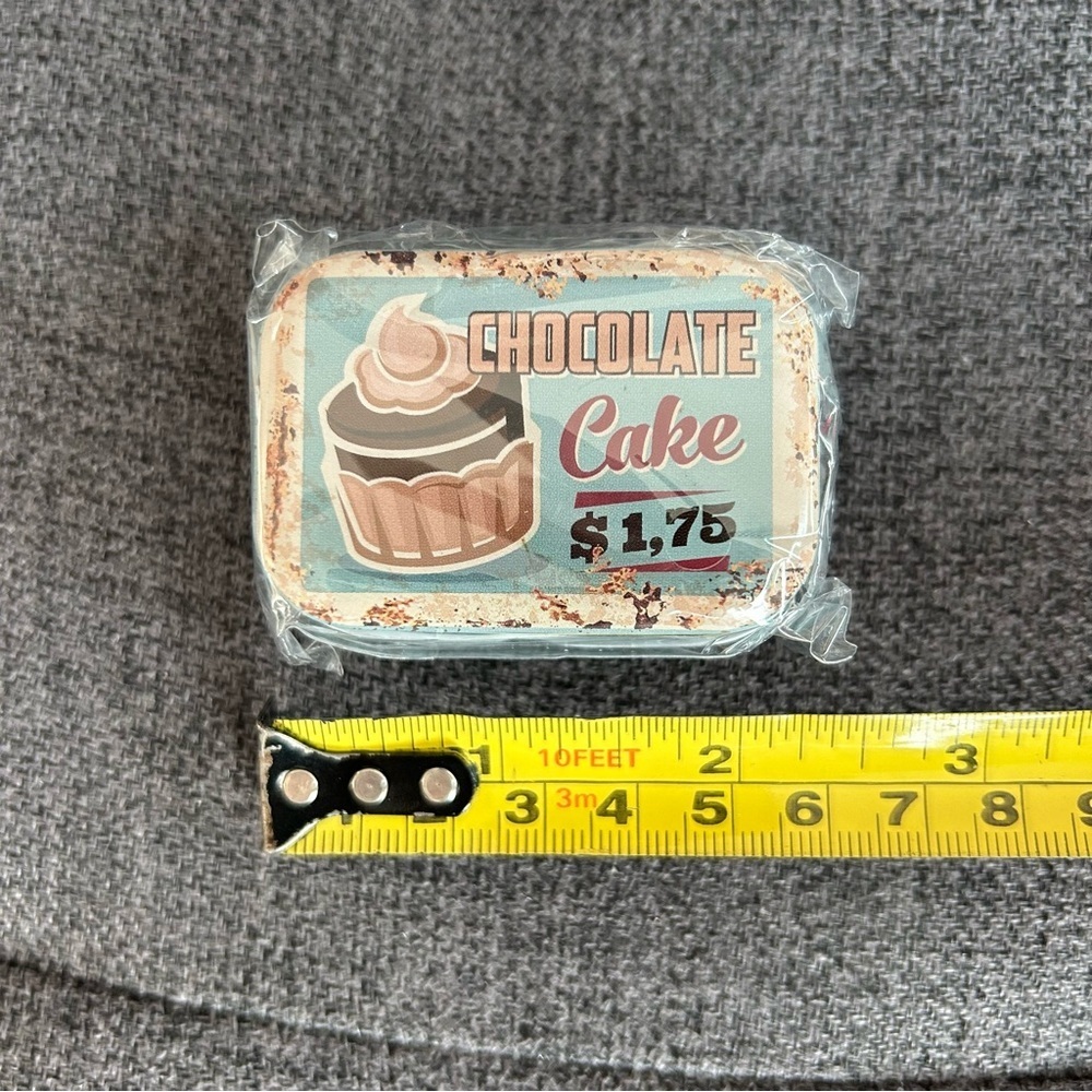 Adorable “CHOCOLATE CAKE” Mini Travel Tin, Pill, Jewelry, Gift Box, Aqua, Tan - Picture 7 of 16